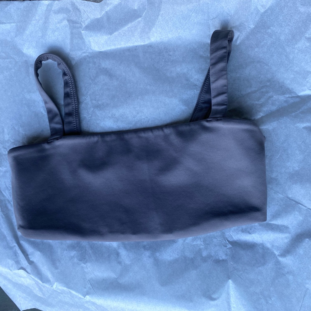 Vuori Gray Sports Bra